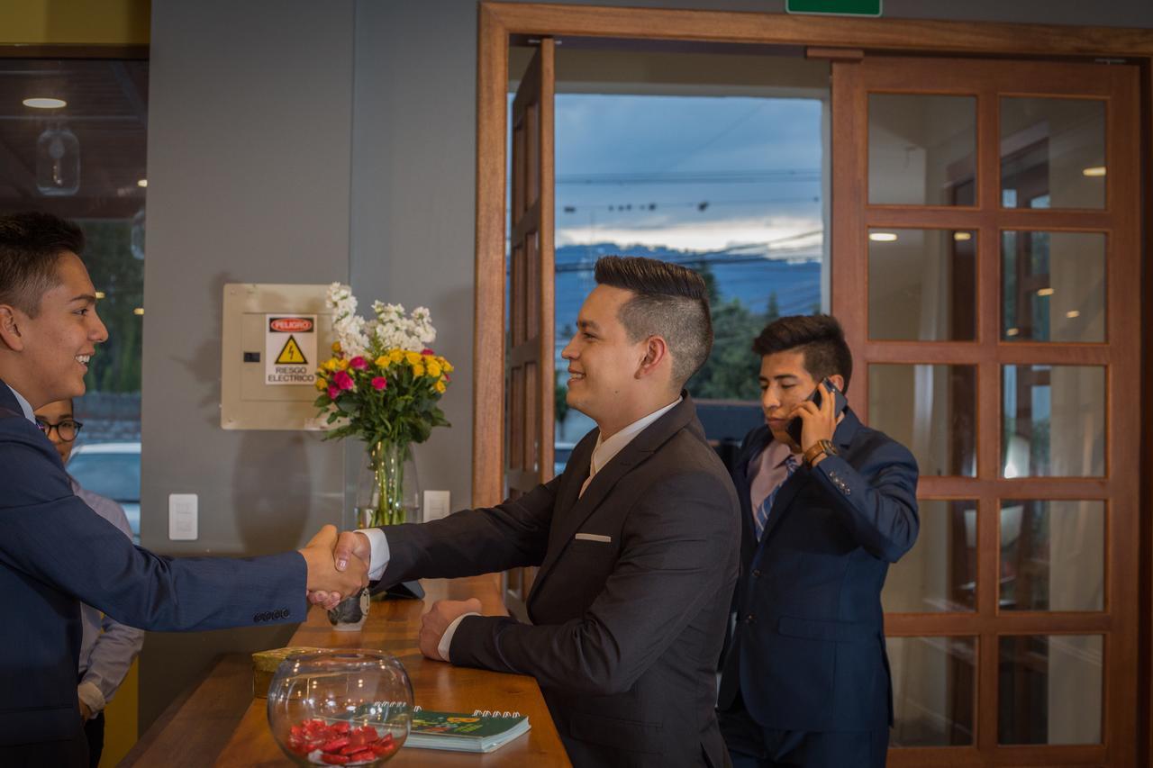 Ilalo Garden Hotel & Restaurant Quito Bagian luar foto