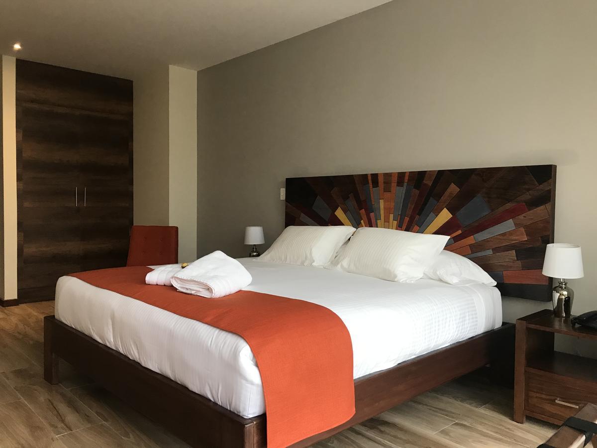 Ilalo Garden Hotel & Restaurant Quito Bagian luar foto